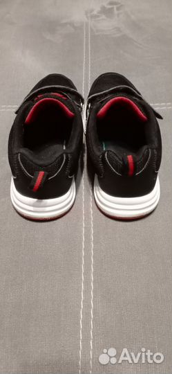 Кроссовки 34