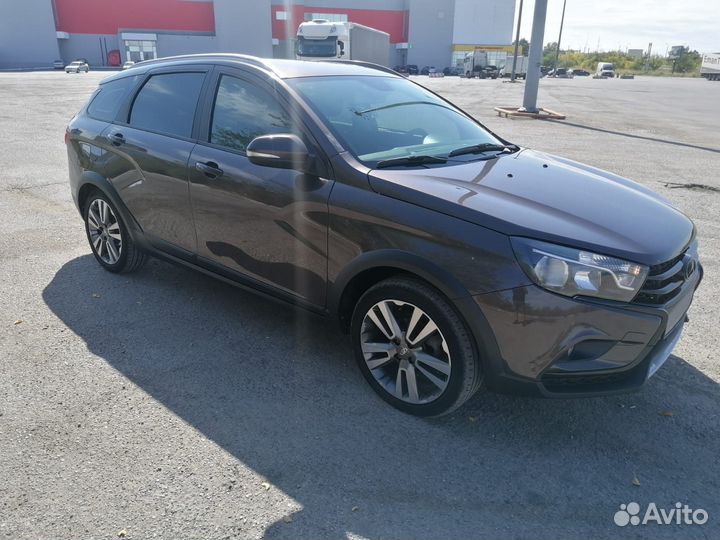 LADA Vesta Cross 1.8 AMT, 2019, 95 000 км