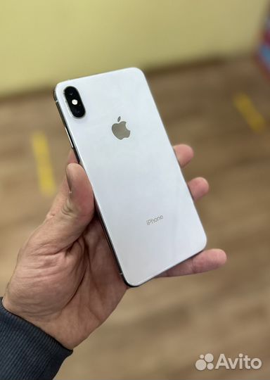 iPhone Xs Max, 64 ГБ