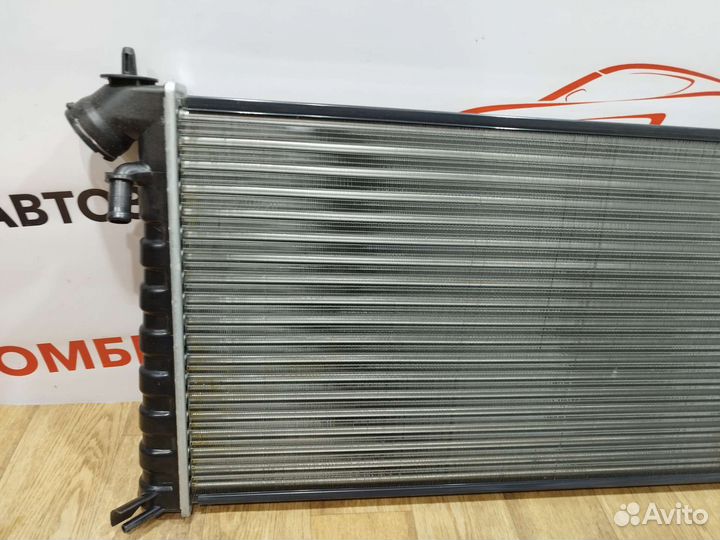 Радиатор охлаждения Citroen Berlingo Xsara