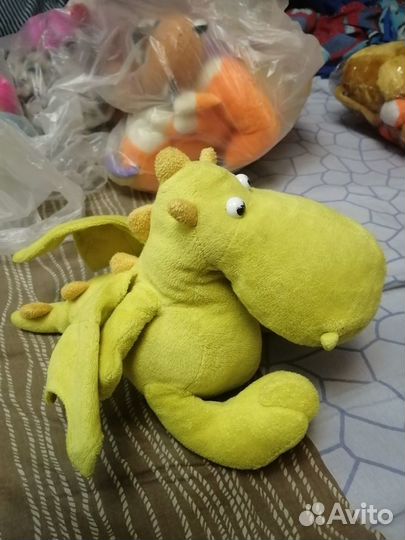 Медведь, дракон, зайцы, мышь-сумка