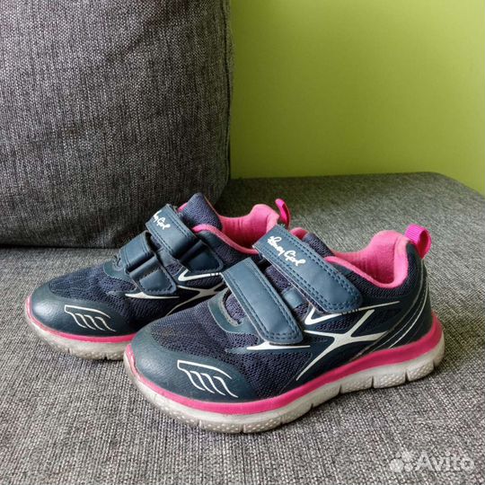 Кроссовки для девочки