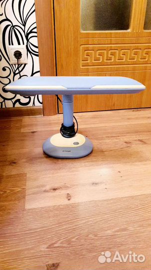 Лампа настольная