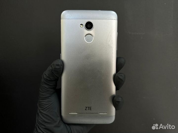 ZTE Blade V7 Lite, 2/16 ГБ