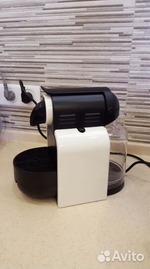 Кофемашина Delonghi Nespresso