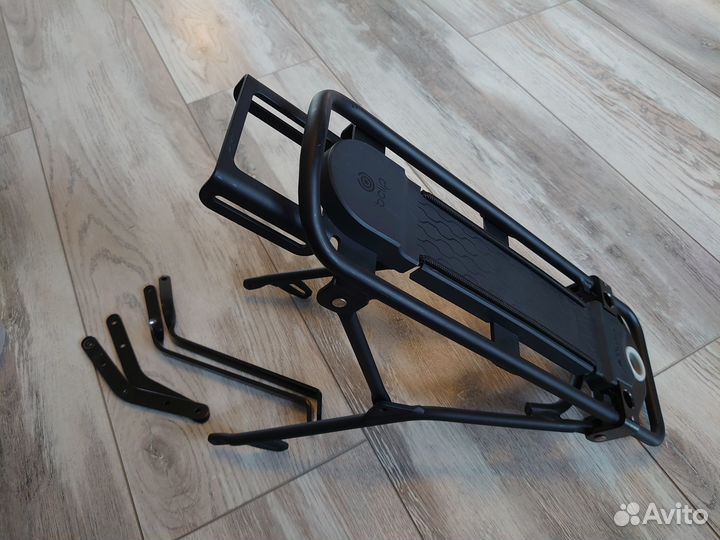 Зеркала, багажник, защита вилки, амортизатор, рога