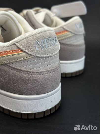 Кроссовки женские Nike SB Dunk Low SE 85