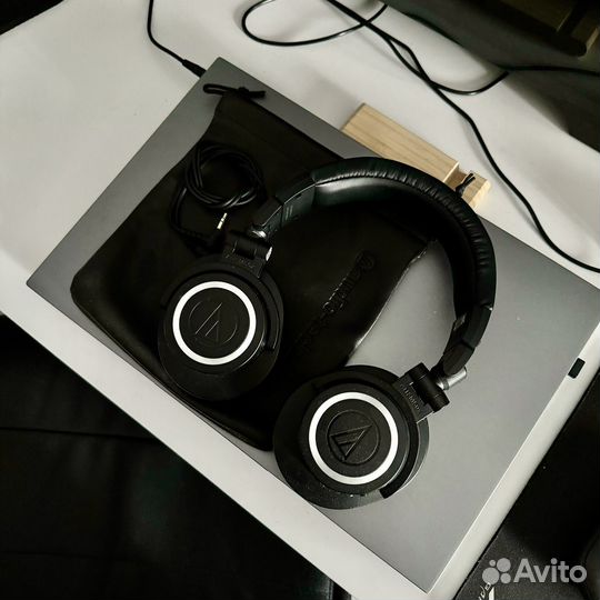 Беспроводные наушники Audio-Technica ATH-M50xBT2