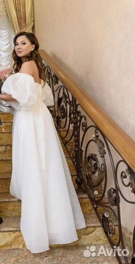 Продам свадебное платье 42-46р карсет регулируется