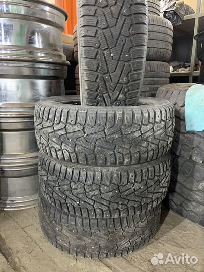 Pirelli Ice Zero 205/55 R16