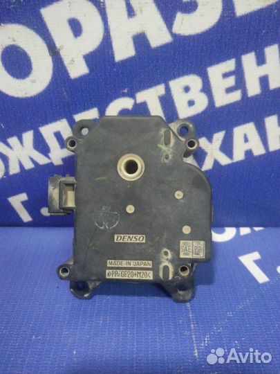 Моторчик заслонок отопителя Toyota Camry 40 седан