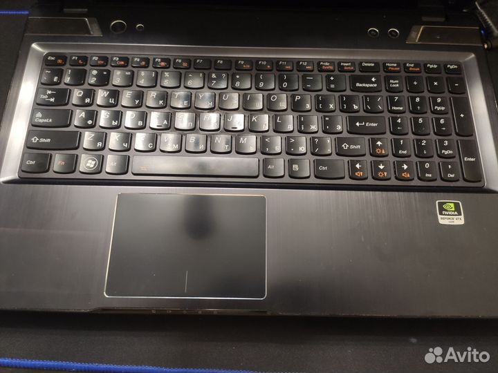 Игровой ноутбук Lenovo Y580