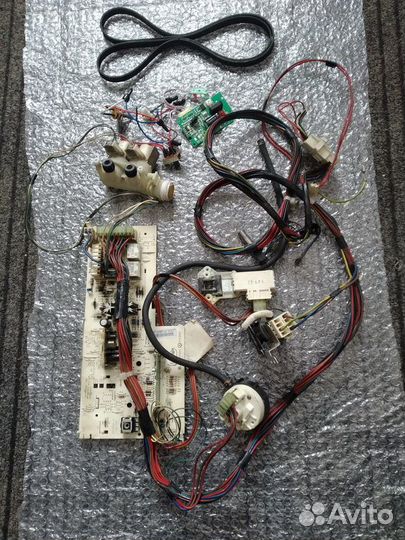 Стиральная машина Indesit Indesit WIA 100,wisl 105