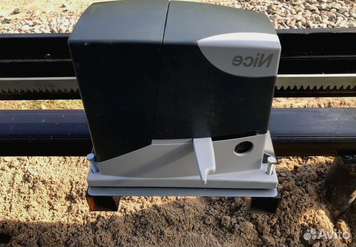 Откатные и раздвижные ворота. Под ключ