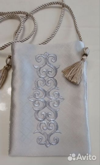 Сумочки через плечо