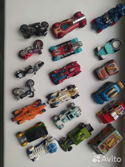 Машинки хот вилс hot wheels
