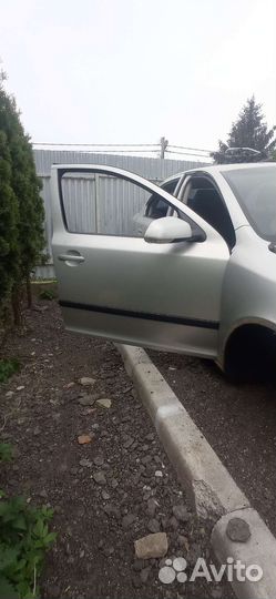 Skoda octavia а5 2.0 tdi 6 МКПП в разбор