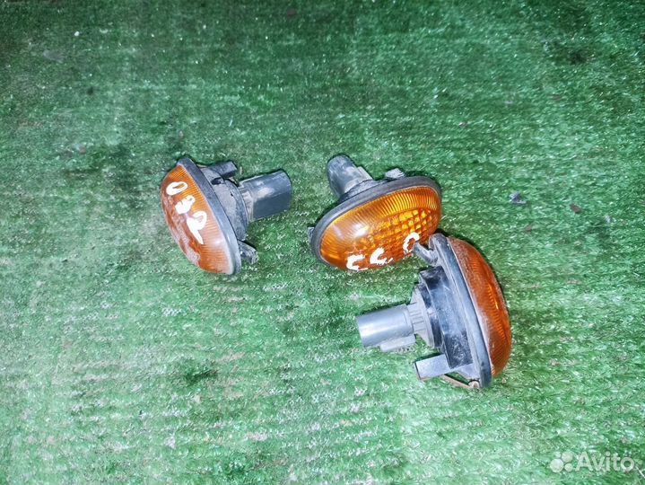 Повторитель в крыло Hyundai Accent II (1999—2012)