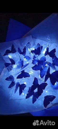 Букет из бабочек, атласных лент