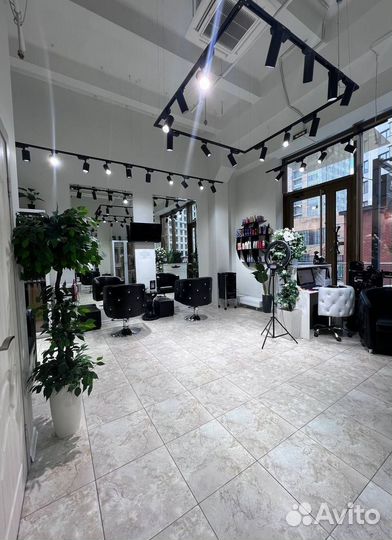 Микрокпасульное наращивание волос