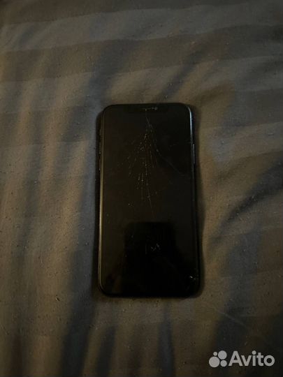 iPhone X, 64 ГБ