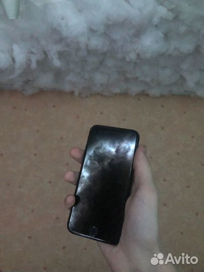 iPhone 7, 32 ГБ