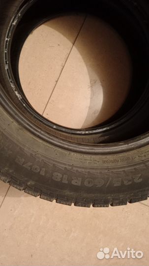 Nokian Tyres Hakkapeliitta SUV 235/60 R18 107R