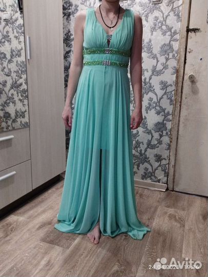 Вечернее платье