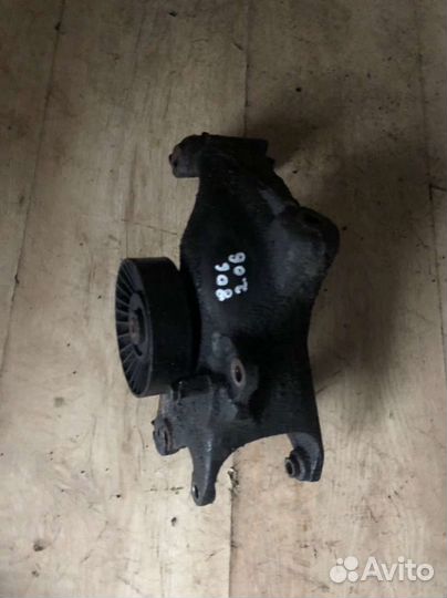 Ролик обводной peugeot 806 2.0 nn