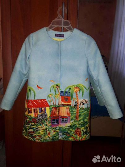 Пальто на девочку очень красивое, весна, осень
