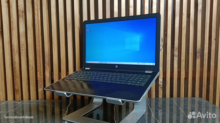 Игровой ноутбук HP 15-bw522ur на 4 ядра