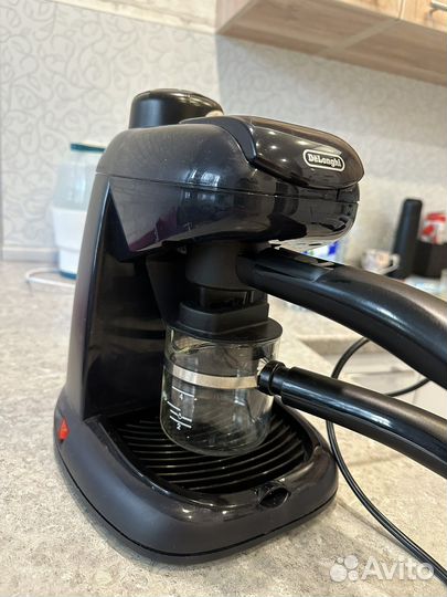 Кофеварка delonghi