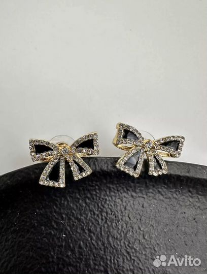 Серьги бижутерия