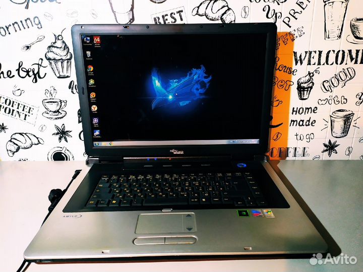 Siemens Fujitsu Amilo M3438G - 17 Дюймов \ Pentium