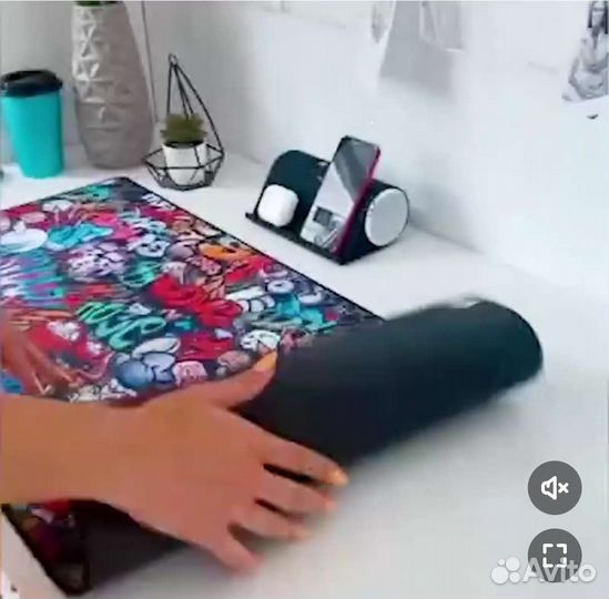 Яркий игровой компьютерный коврик