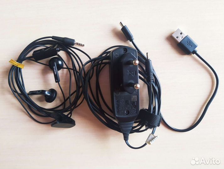Телефон Nokia Е66 slider