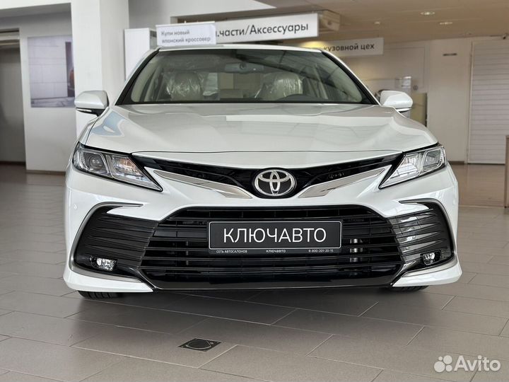 Toyota Camry 2.5 AT, 2022