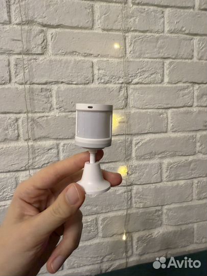 Датчик движения aqara