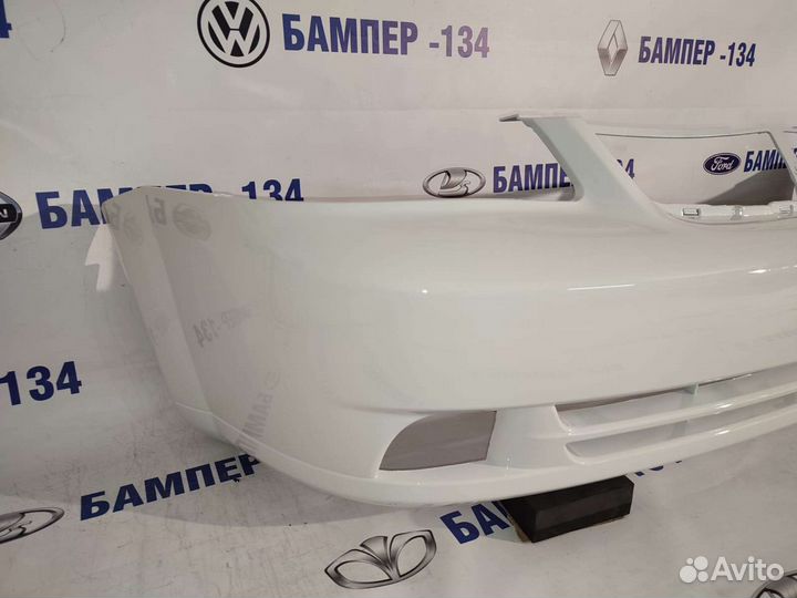 Бампер передний chevrolet Lacetti седан белый