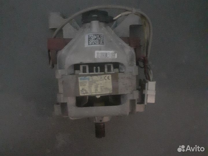 Матор для стиральной машинки