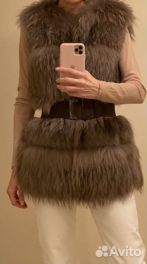 Меховой жилет Parosh