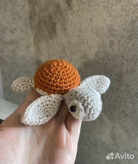 Черепашки морские вязаная игрушка