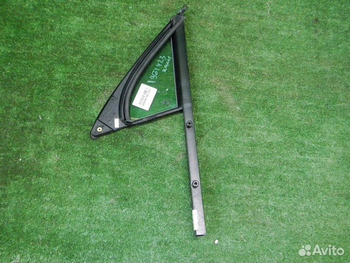 Форточка двери передняя правая VW Touareg 2 NF (20