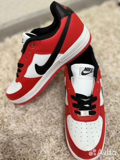 Кроссовки Nike air force 1