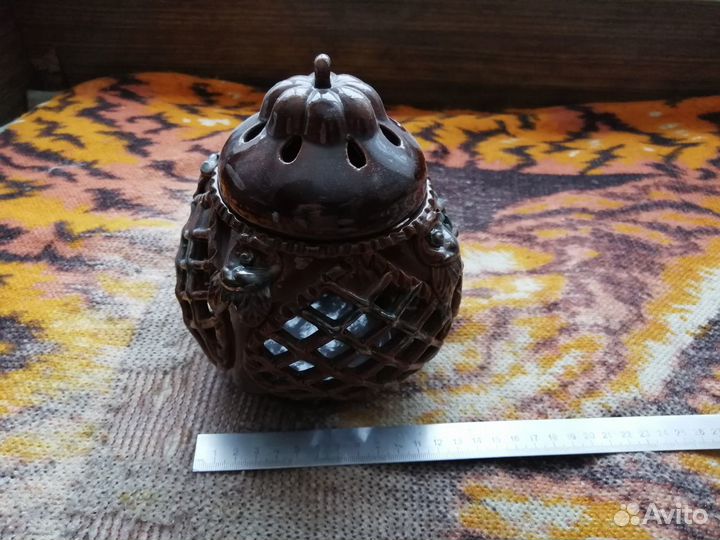 Керамическая конфетница