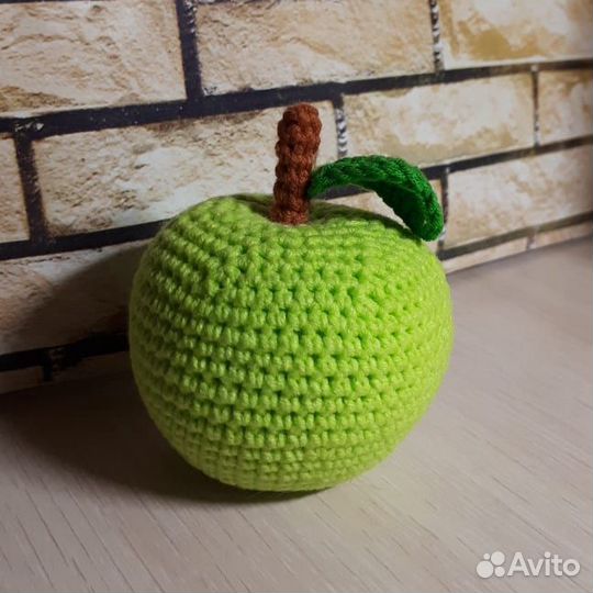 Яблоко-игольница