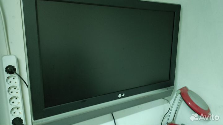 Телевизор LG 32 дюйма