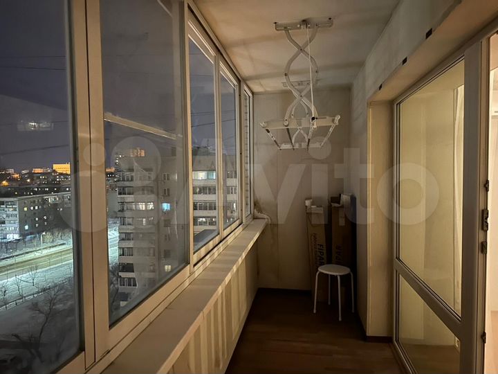 2-к. квартира, 55 м², 10/10 эт.