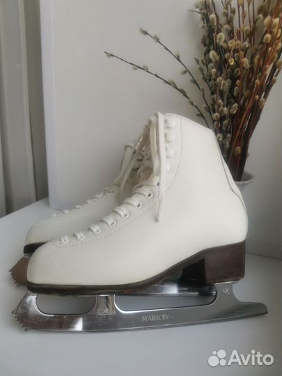 Фигурные коньки wifa 33