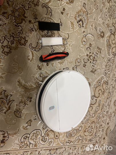 Робот пылесос xiaomi mi robot vacuum mop essential